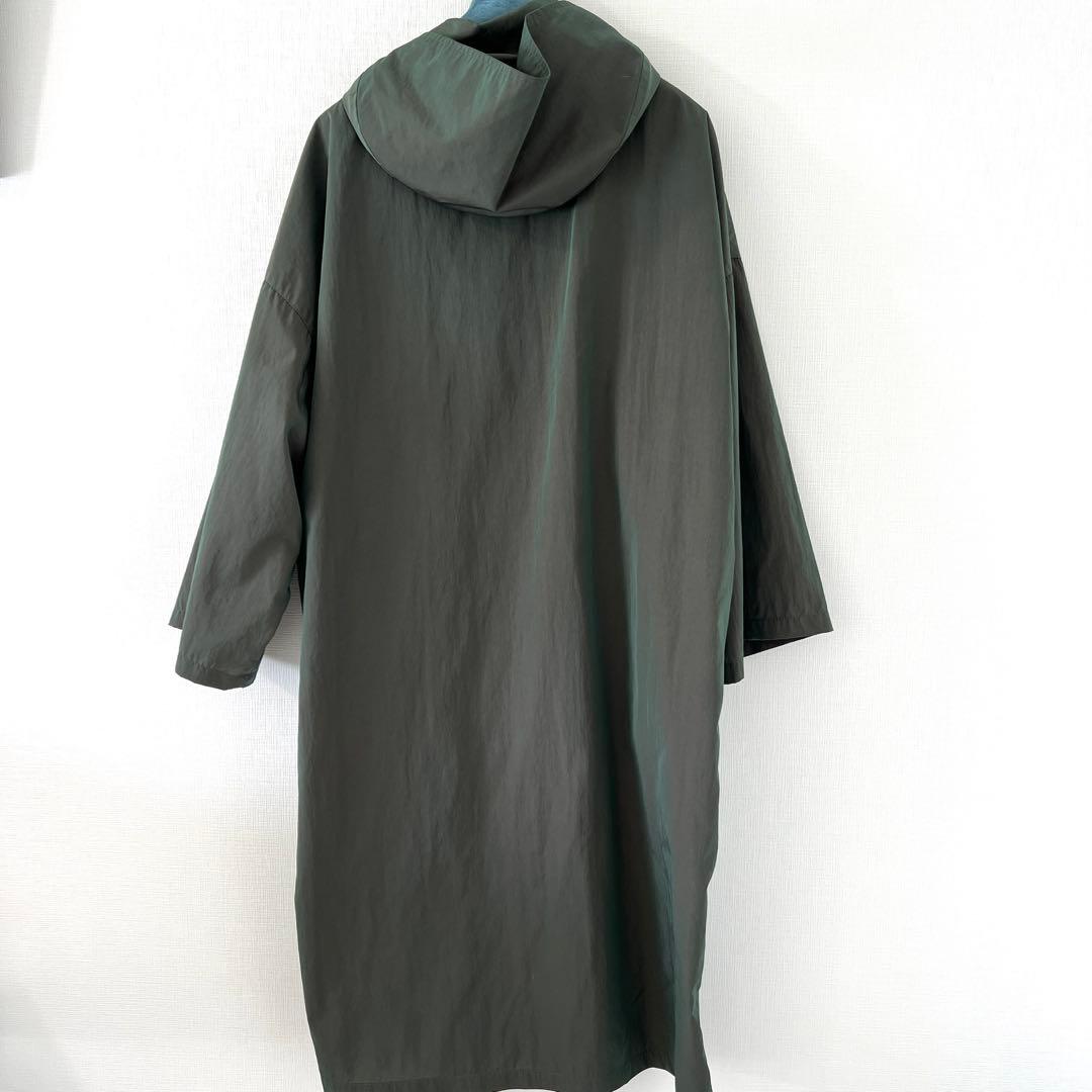 ✨タグ付き✨　イーヴォ　レインコート　オリーブ　玉蟲色　サイズ48