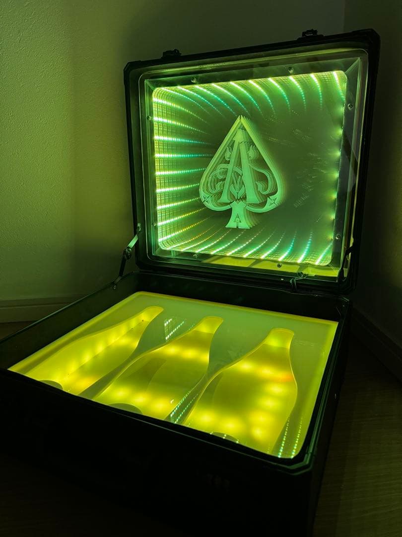 シャンパン ケース LED アルマンド アタッシュケース
