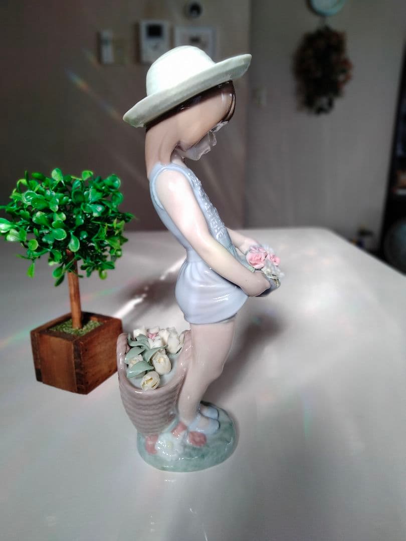 リヤドロ　美品　♥お花がいっぱい♥