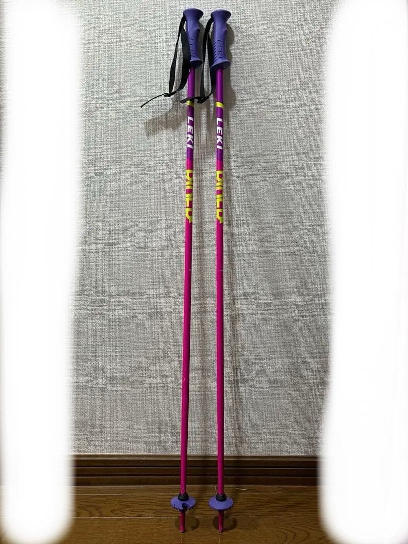 ジュニア　ピンクデザイン スキー板 、ポール、スキー靴セット