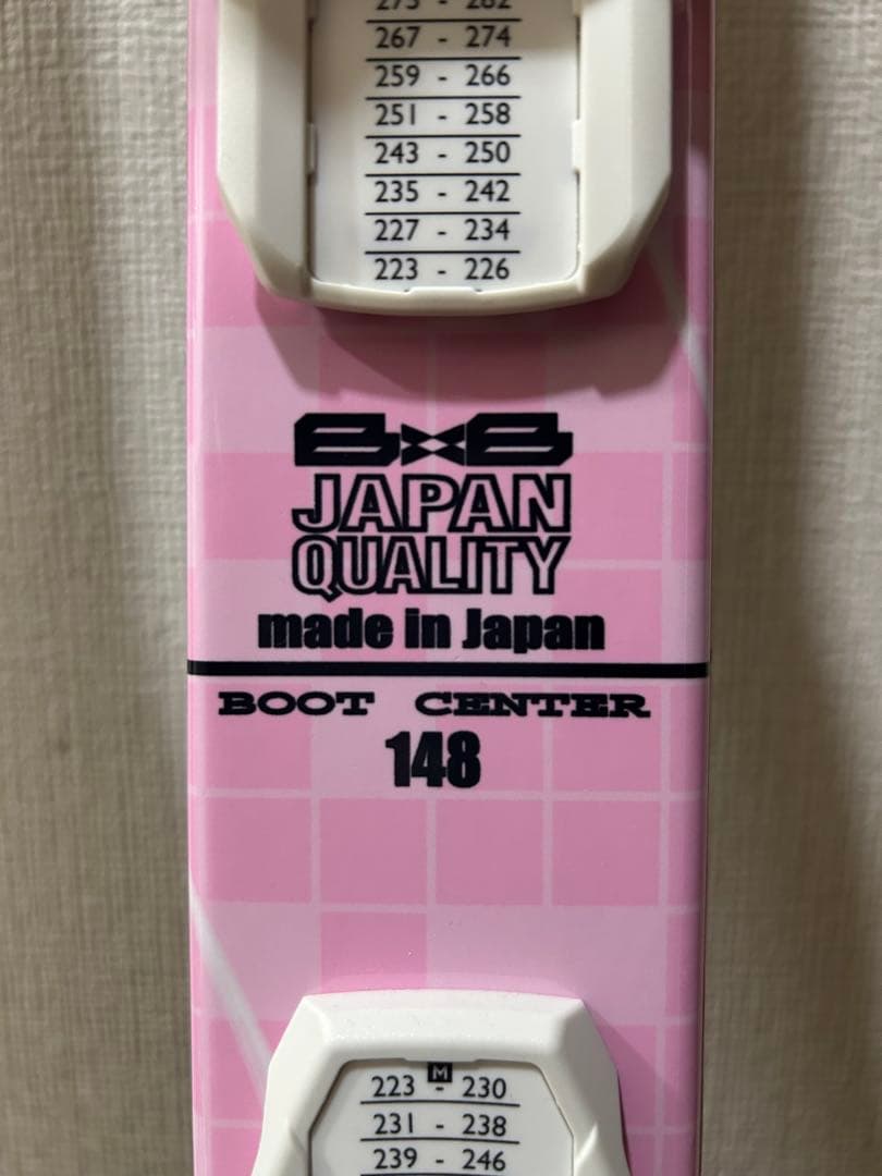 ジュニア　ピンクデザイン スキー板 、ポール、スキー靴セット