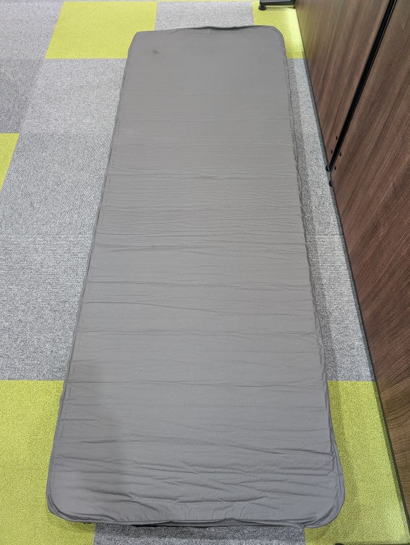 Coleman キャンパーインフレーターマットハイピーク　シングル