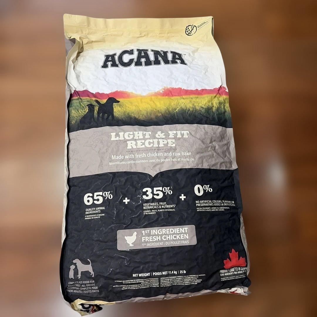 アカナ(ライト&フィット) 11.4kg ドッグフード大袋
