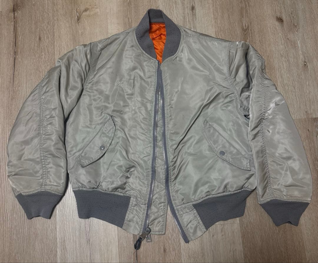 u*n様 80s旧タグ 希少 アルファ MA-1 フライトジャケット USA製