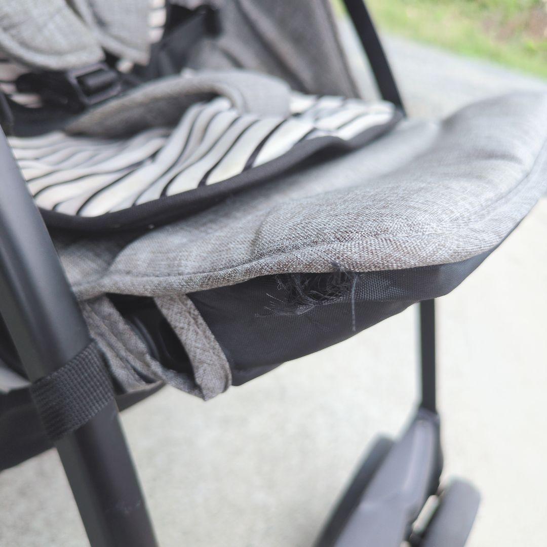 格安 KATOJI カトージ ベビーカー 双子 クッション付　二人乗り