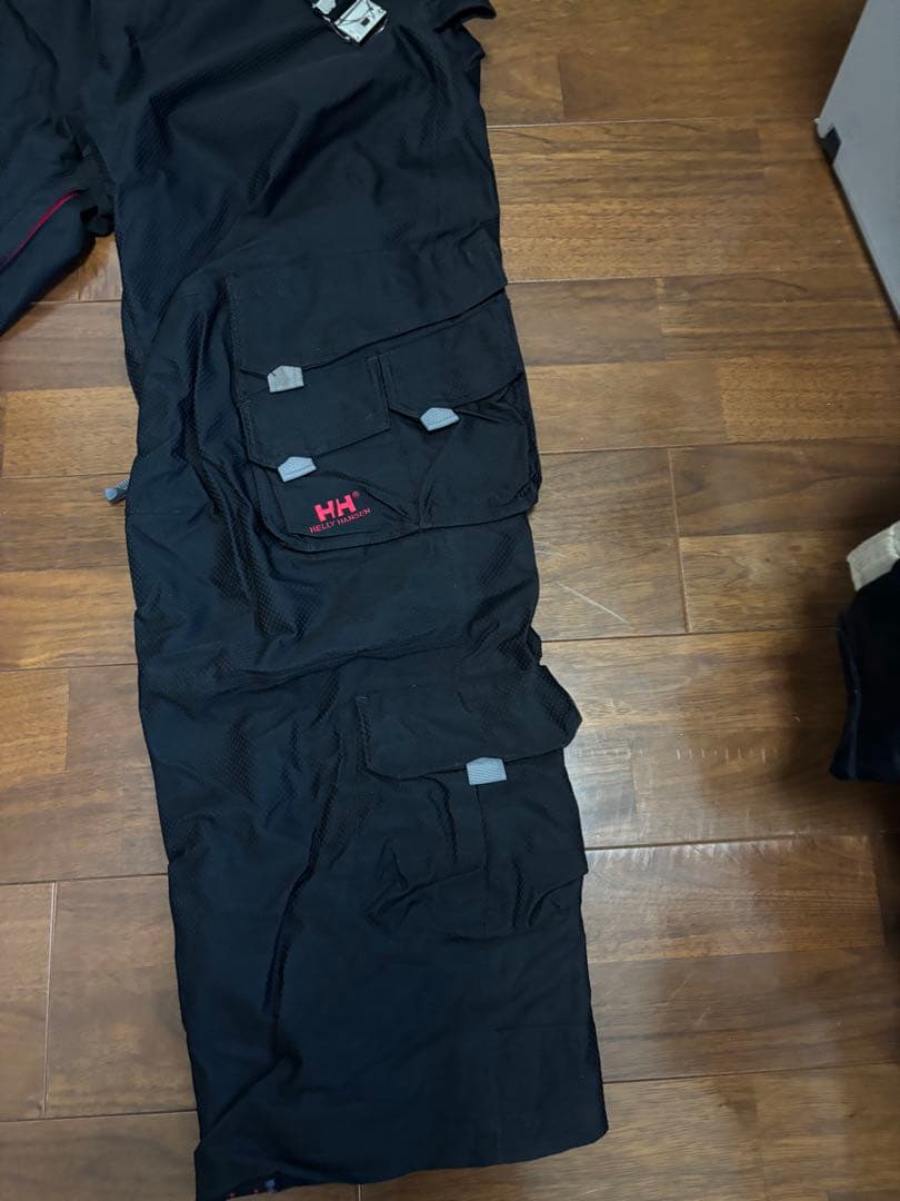 ヘリーハンセン スノボウェア 上下セット HELLY TECH 小物おまけ付き
