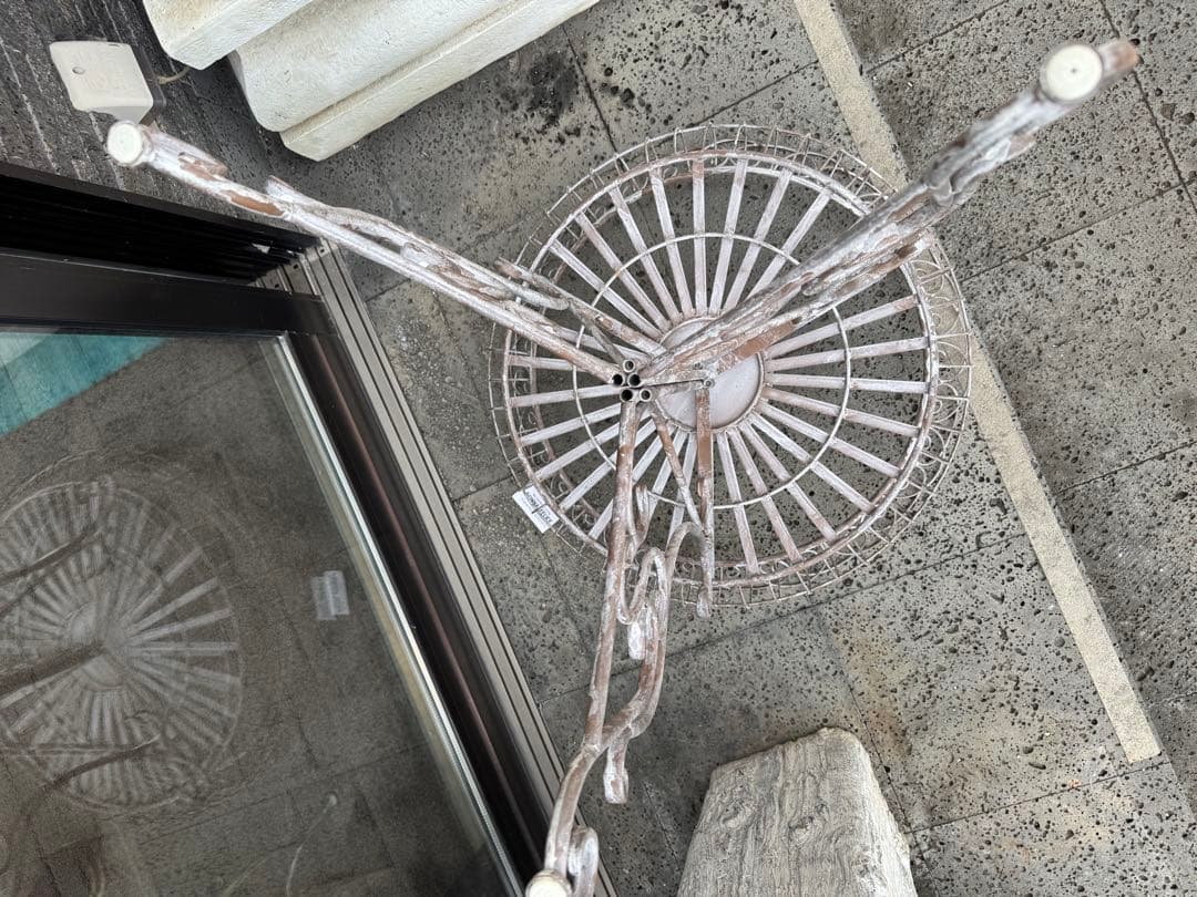 フラワースタンド　大型　1段　アンティーク　アイアン　置物