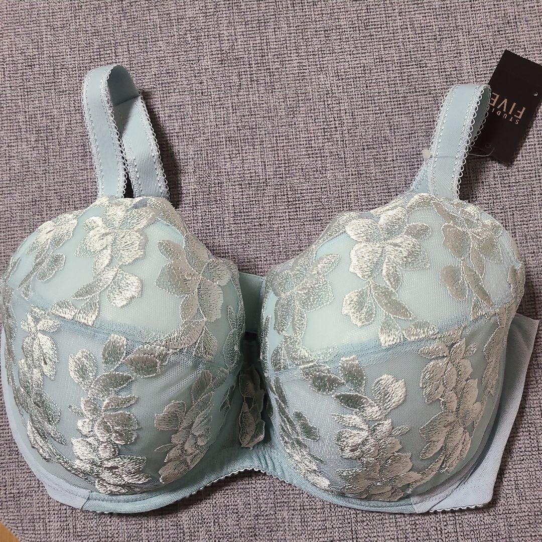 【更にお値下げしました】ワコール(スタディオファイブ )ブラショーツセットG85