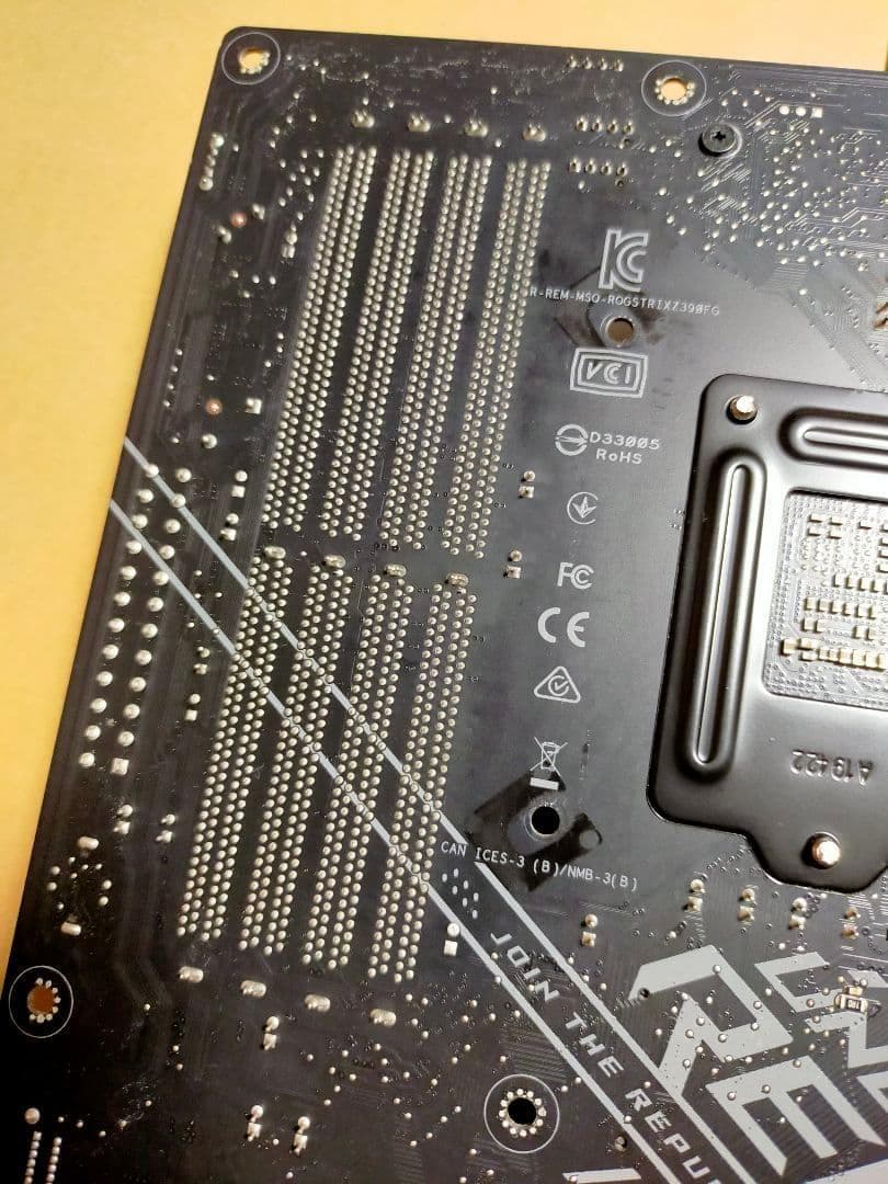 STRIX Z390-F GAMING　LGA1151