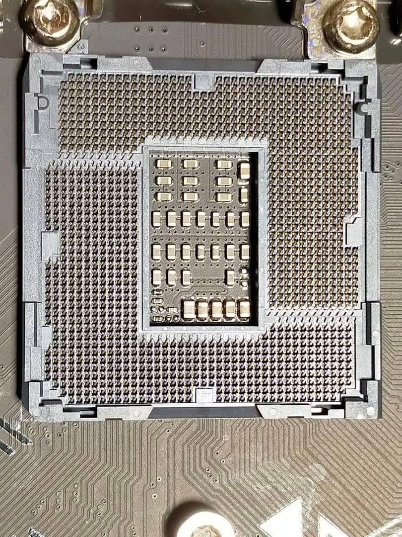 STRIX Z390-F GAMING　LGA1151