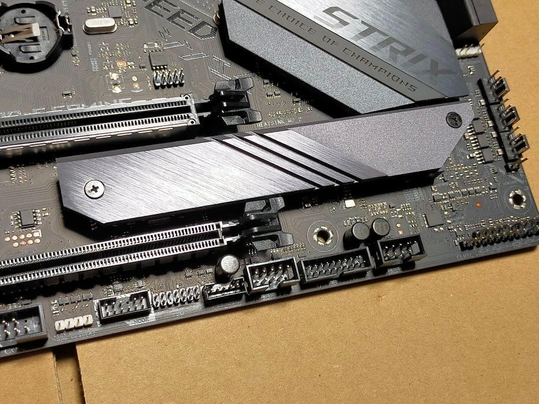 STRIX Z390-F GAMING　LGA1151