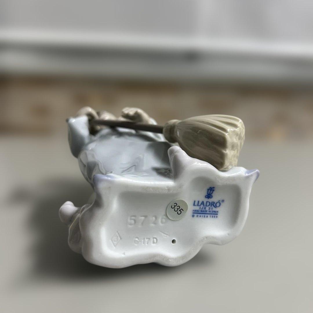 絶版/極美品】LLADRO/リヤドロ 5726 可愛い天使 「雲を払う」