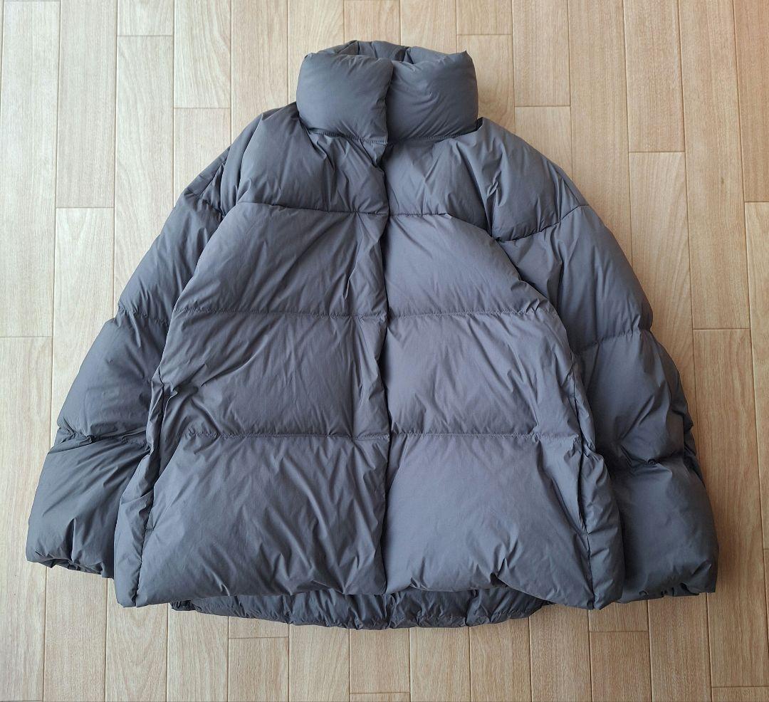 プロフ必読　値下げ不可　UNIQLOパウダーソフトダウンジャケット グレー