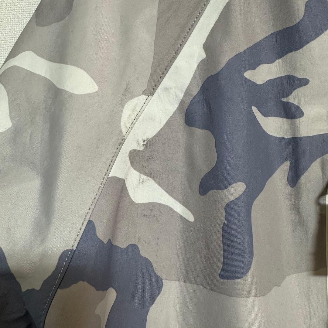 ★お値下げ★BURTONスノーボードウェア　カモフラージュ柄　上下セットLサイズ