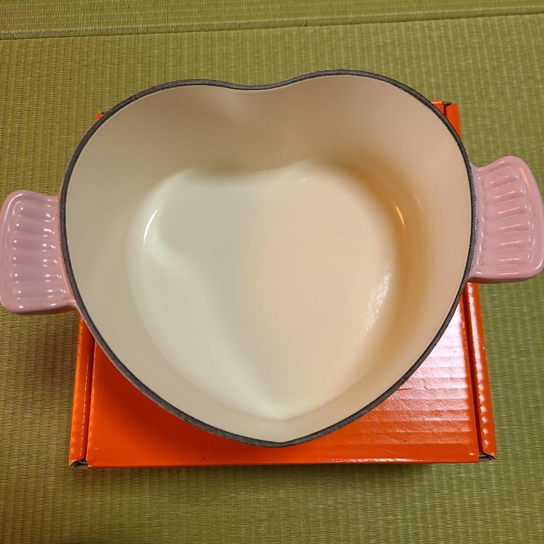 大幅値下げ　新品　ル・クルーゼ　ハート鍋　シフォンピンク