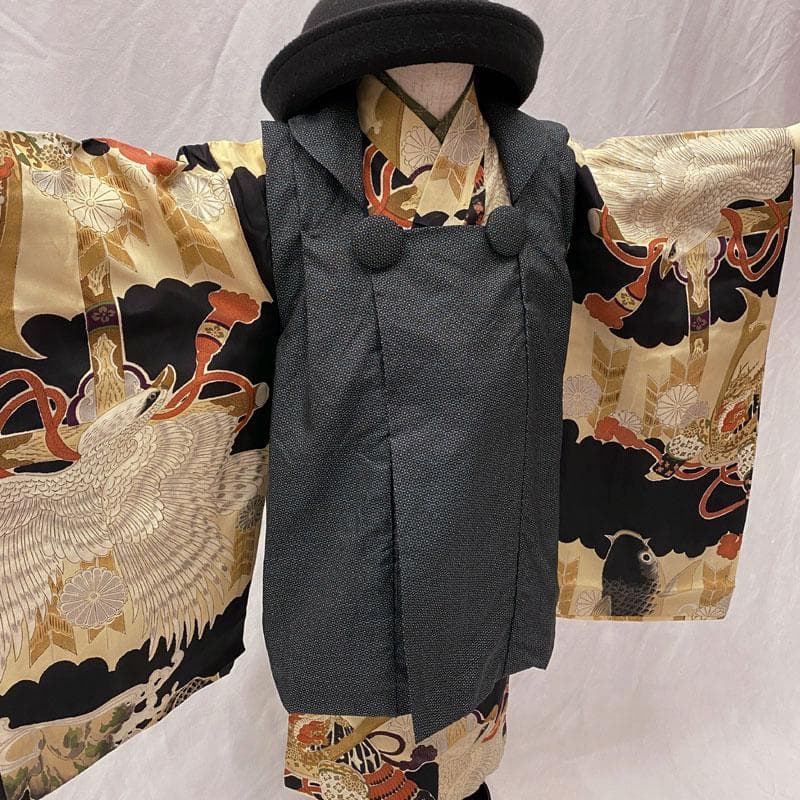 507ab32,楽々衿◎七五三 三歳 男の子セミアンティーク着物&被布 鯉 黒◎