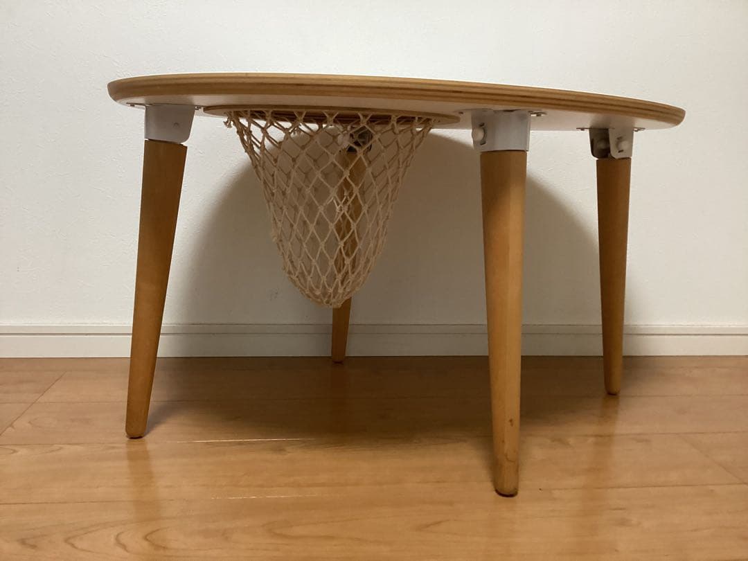 コサイン　卵型木製センターテーブル