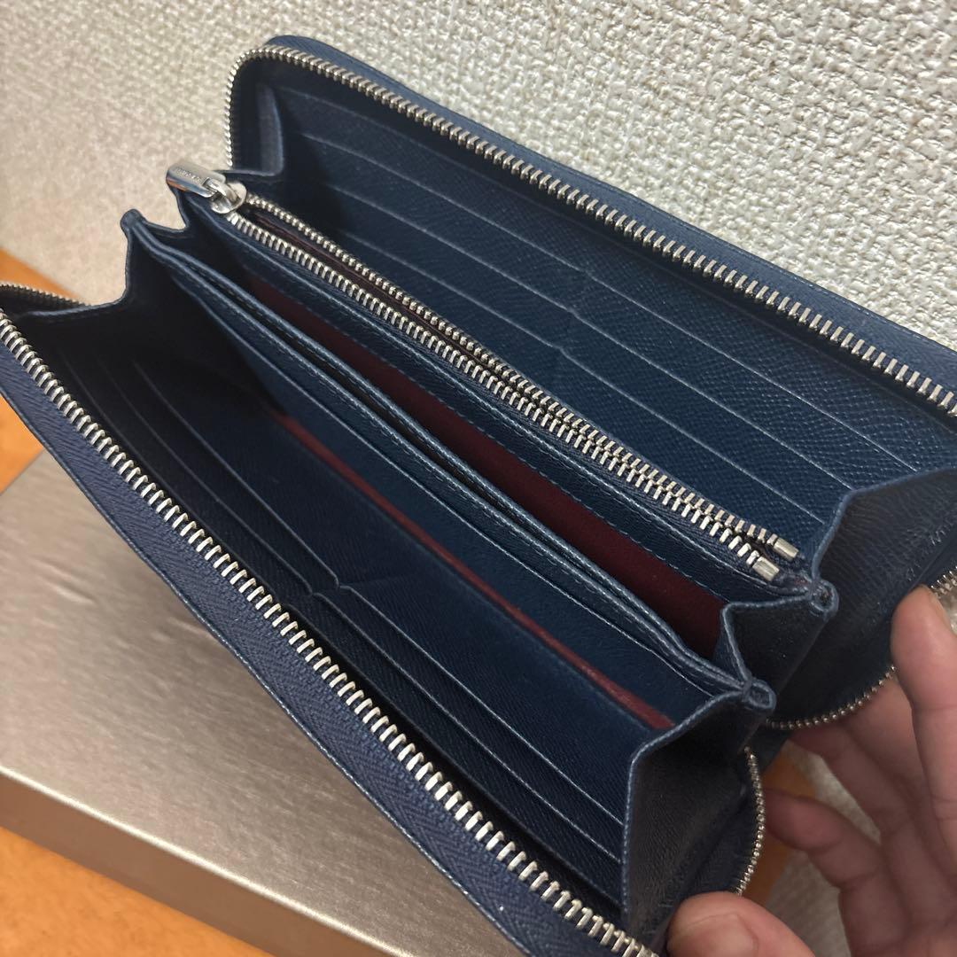 ブルガリ ブルガリマン ラウンドファスナー 長財布 ネイビー