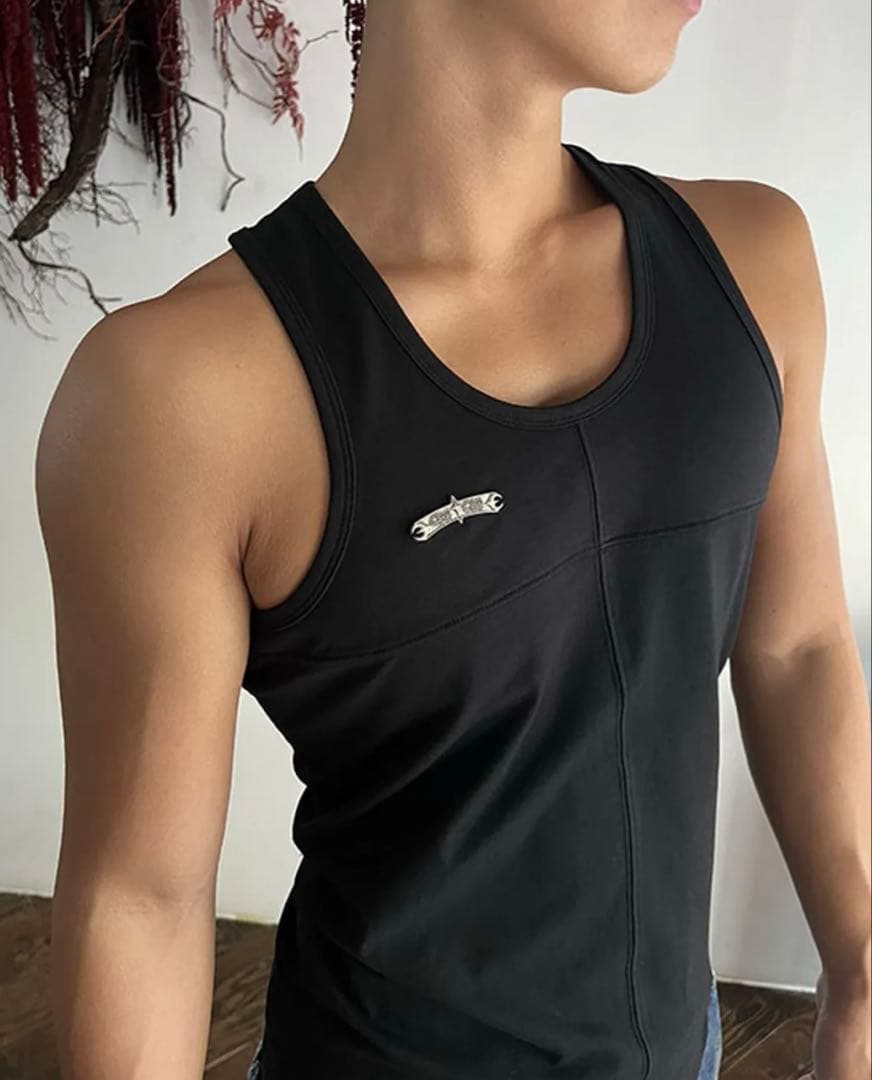 THUG CLUB タンクトップ ブラック 2 SIZEサグクラブ　新品未使用