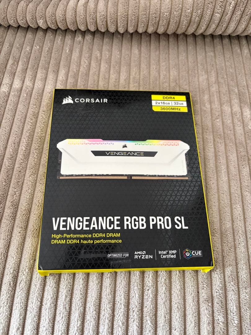 メモリー DDR4 Corsair Pro CL18 32GB 3600MHz