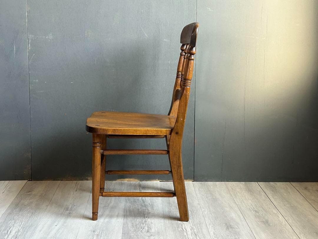 希少　アンティーク　シンプル　無垢材チェア　スポークチェア　ヴィンテージ　IZ