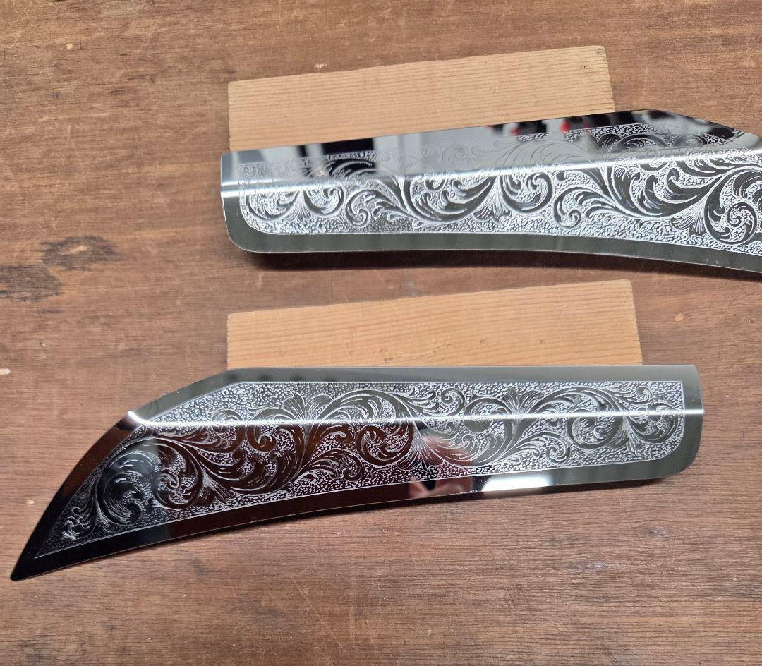 17プロフィア　ドアプロテクター唐草模様　削り込み加工