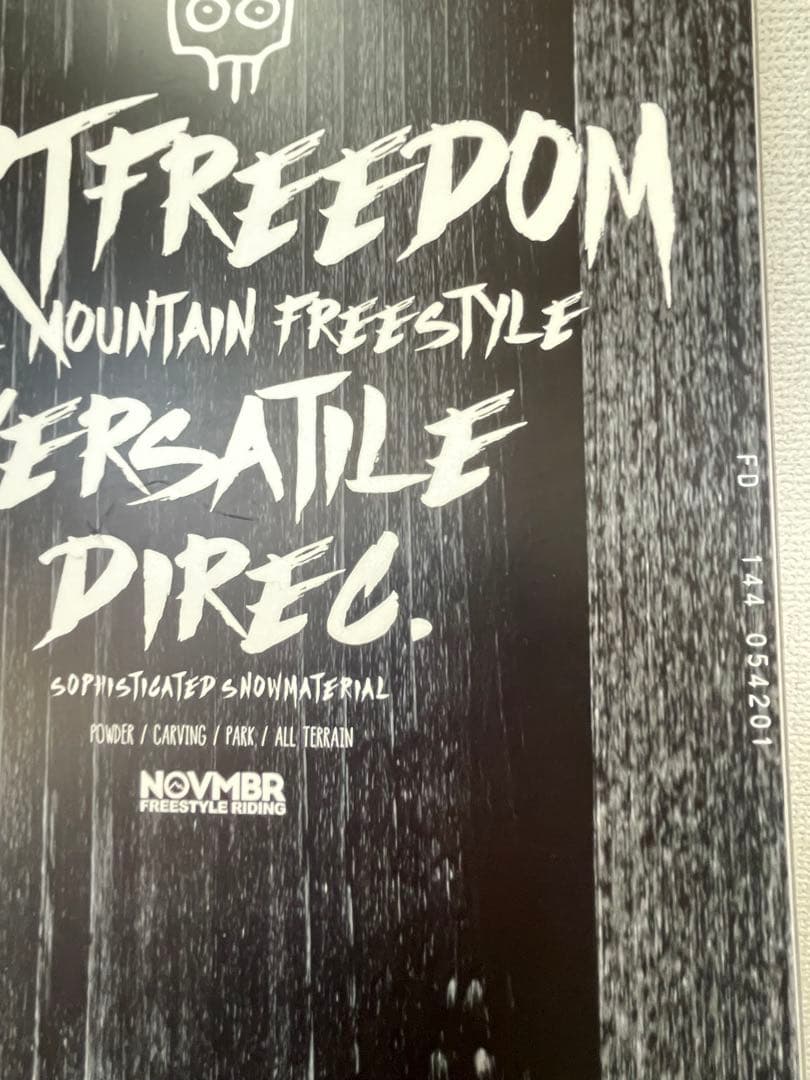 【NOVEMBER】ARTFREEDOM20-21 スノーボード