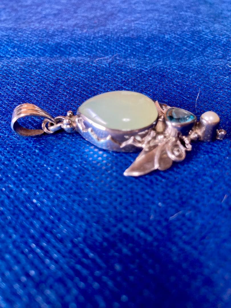 【シャンカリ　ペンダントトップ】