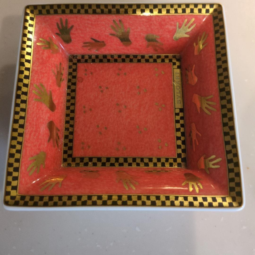 BVLGARI 手のひらモチーフ灰皿