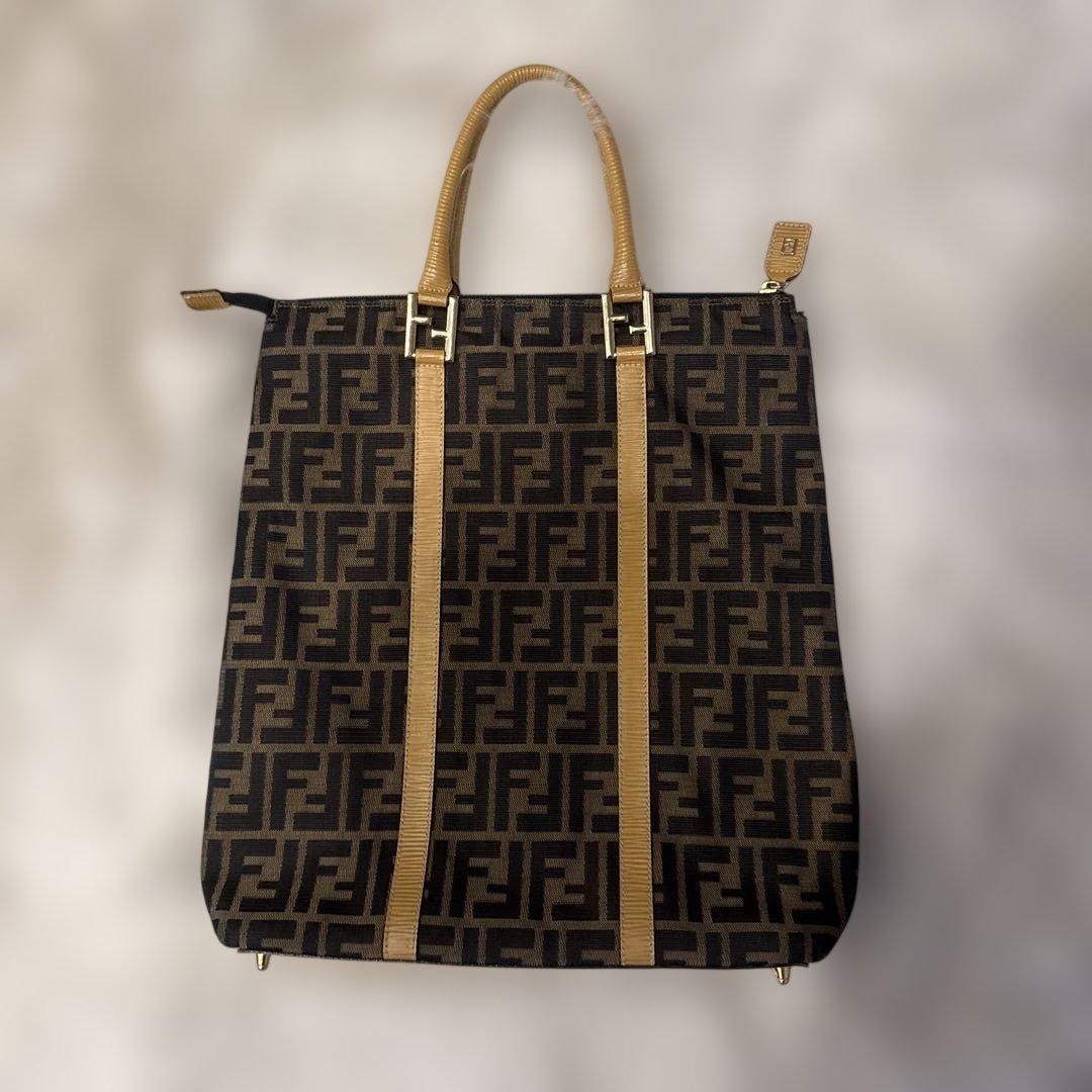 Fendi ロゴ トートバッグ ブラウン/ブラック