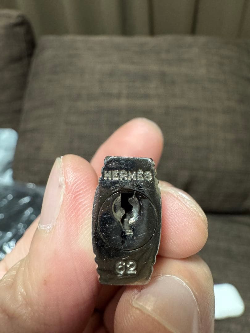 美品　エルメス シルバー　カデナ　南京錠　パドロック　鍵　NO62