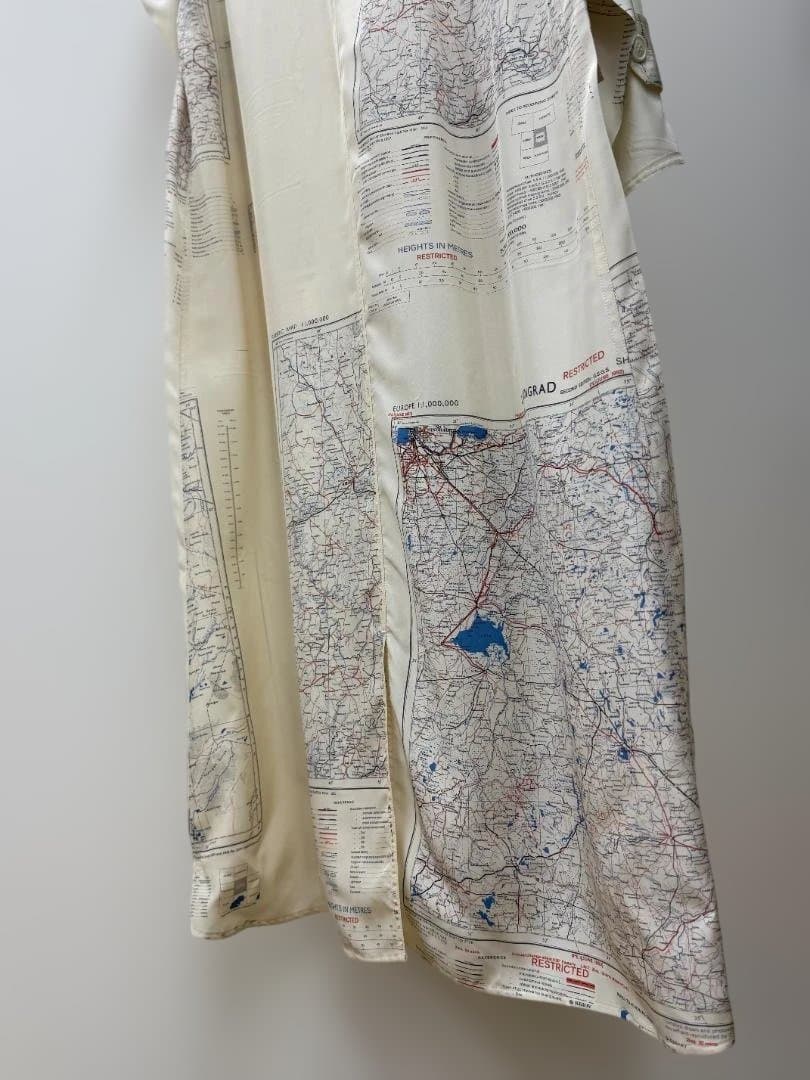 セリーヌ　フィービー期 　ICONIC MAP TRENCH IN SILK