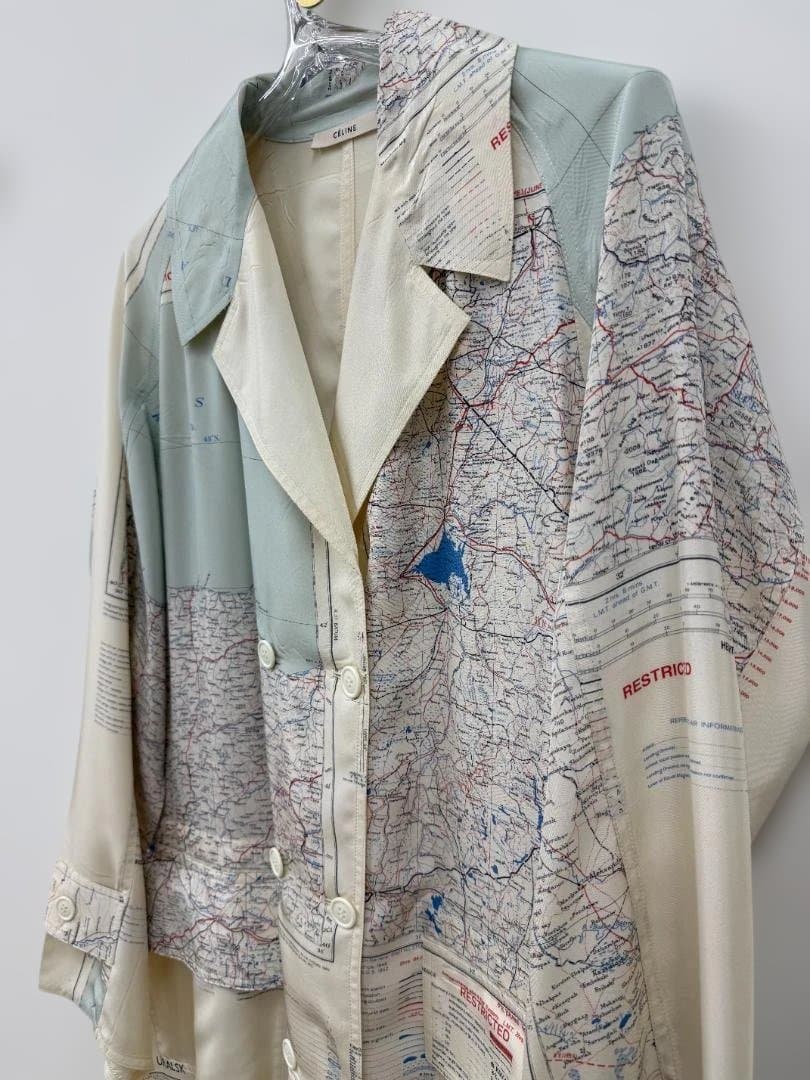 セリーヌ　フィービー期 　ICONIC MAP TRENCH IN SILK