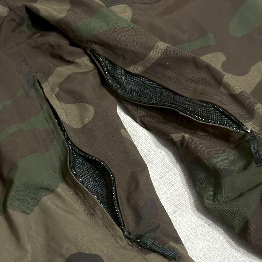 THE NORTH FACE ノースフェイス 迷彩スノーボードウェア カモフラ