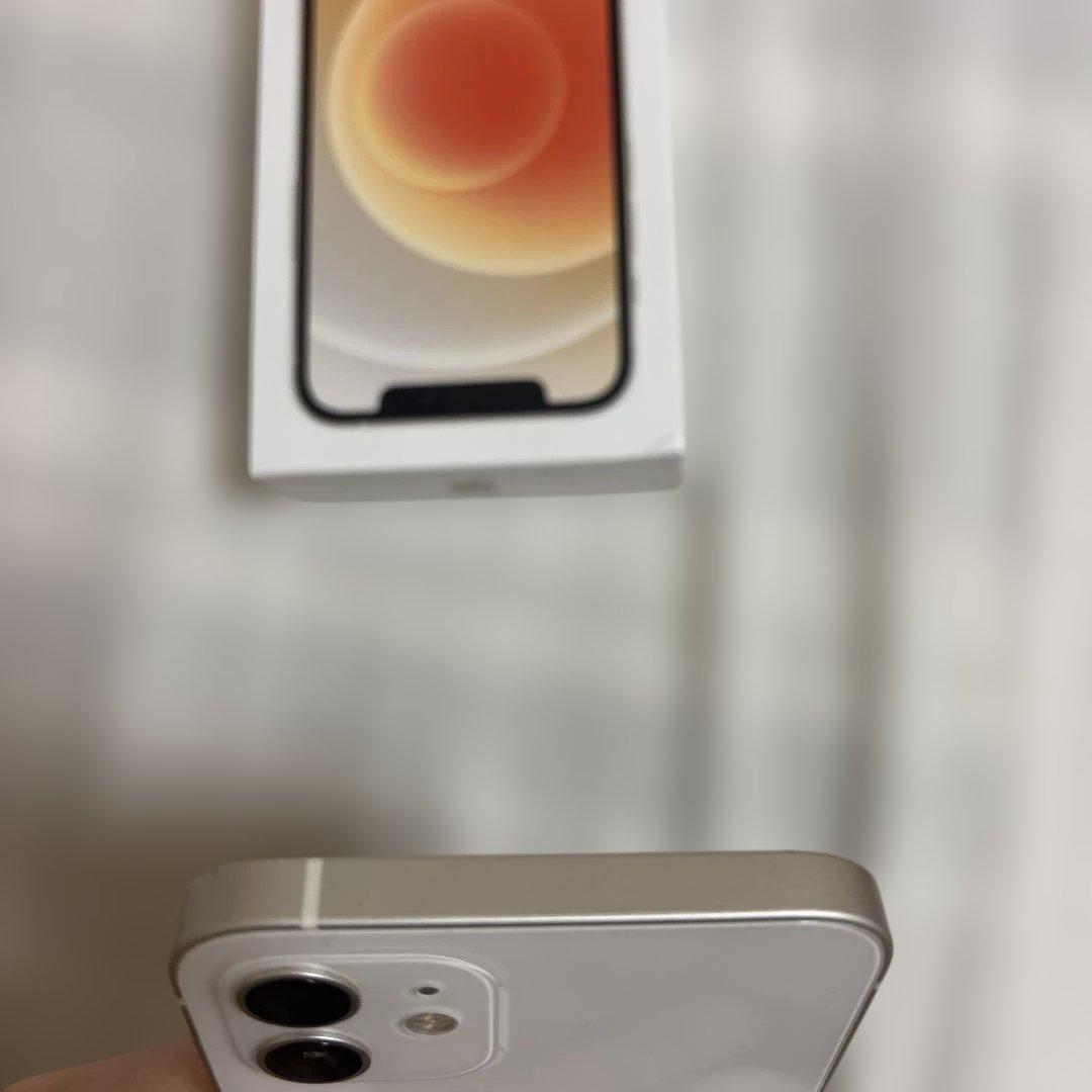 iphone 12 64GB ホワイト