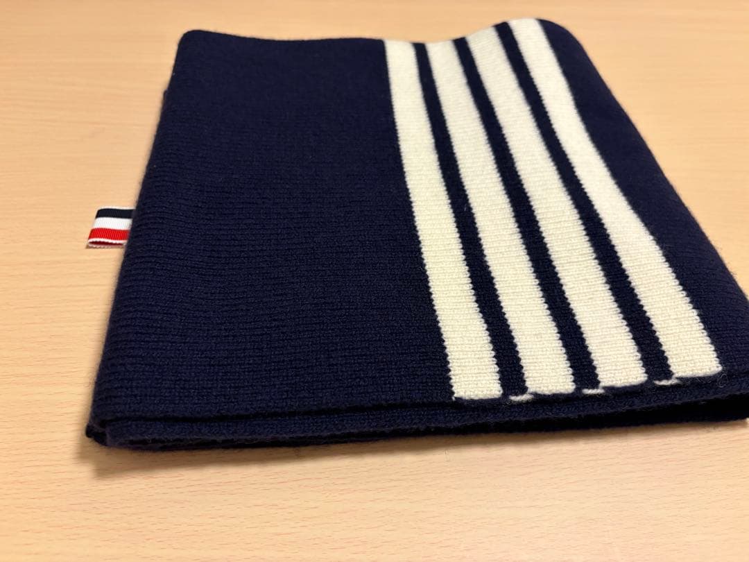 THOM BROWNE ４BAR ブラックマフラー