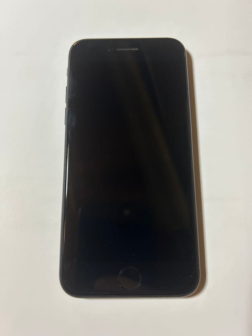 Apple iPhone ブラックSE第二世代　SIMフリー