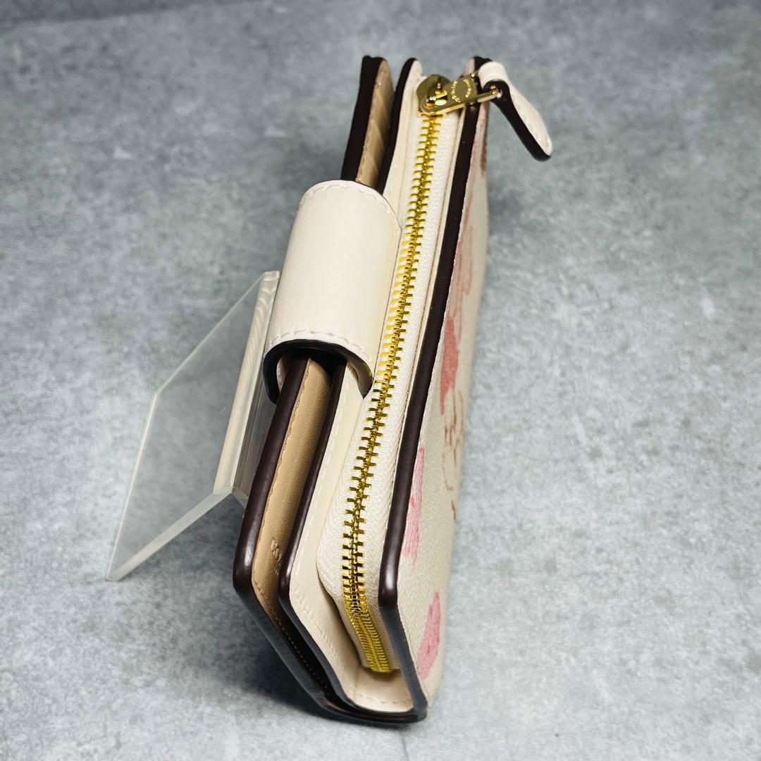 【新品】完売品 COACH コーチ 花柄 二つ折り財布 フローラル 白 ピンク