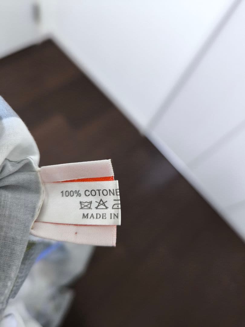 Colomba leddi milano　花柄カーテン