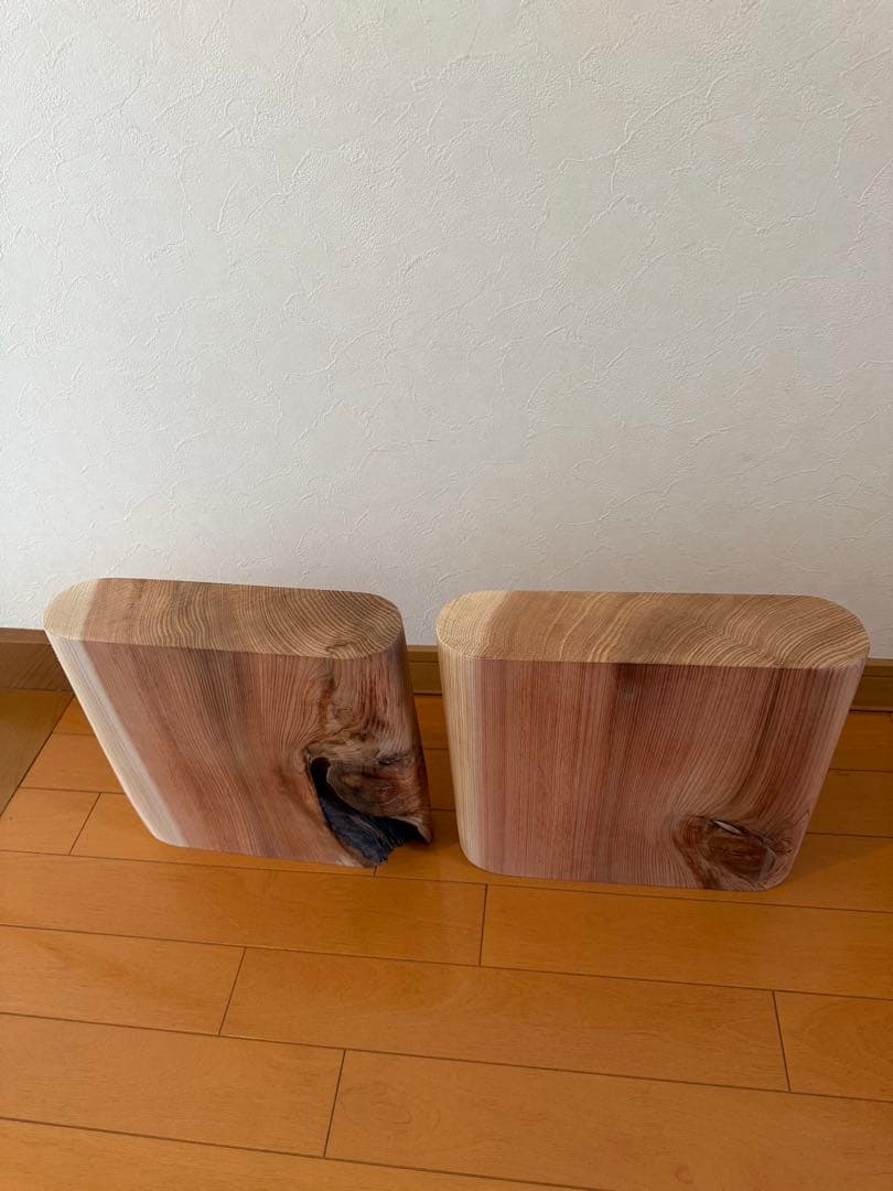 天然杉一枚板ローテーブル蜜蝋クリーム仕上げ