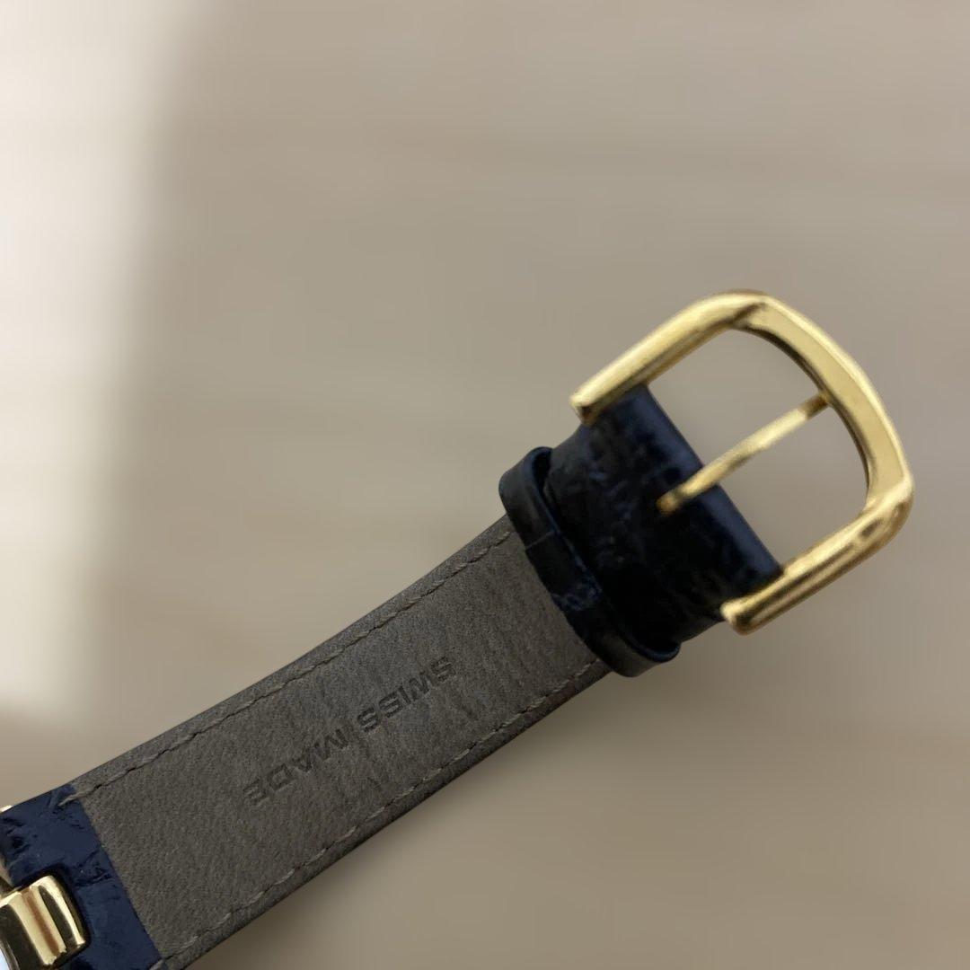 PIERRE BALMAIN 腕時計 ブラック ゴールド 稼働中。