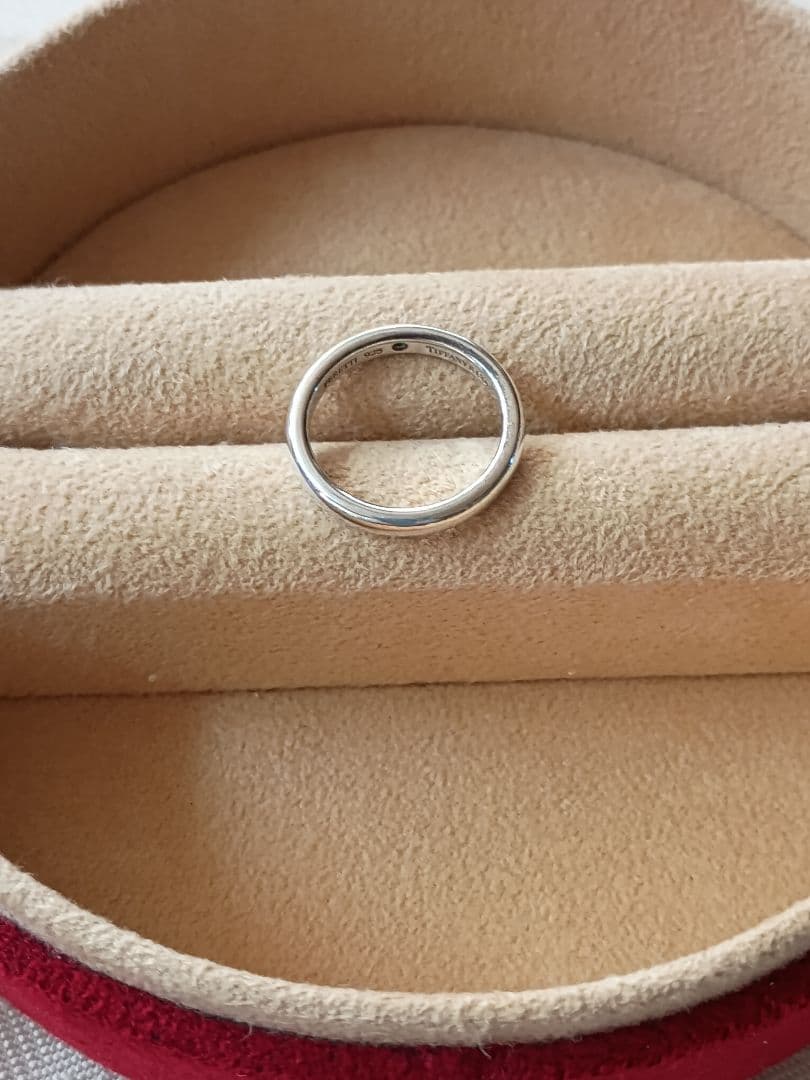 Tiffany ティファニー　スタッキングバンドリング　エメラルド　9号