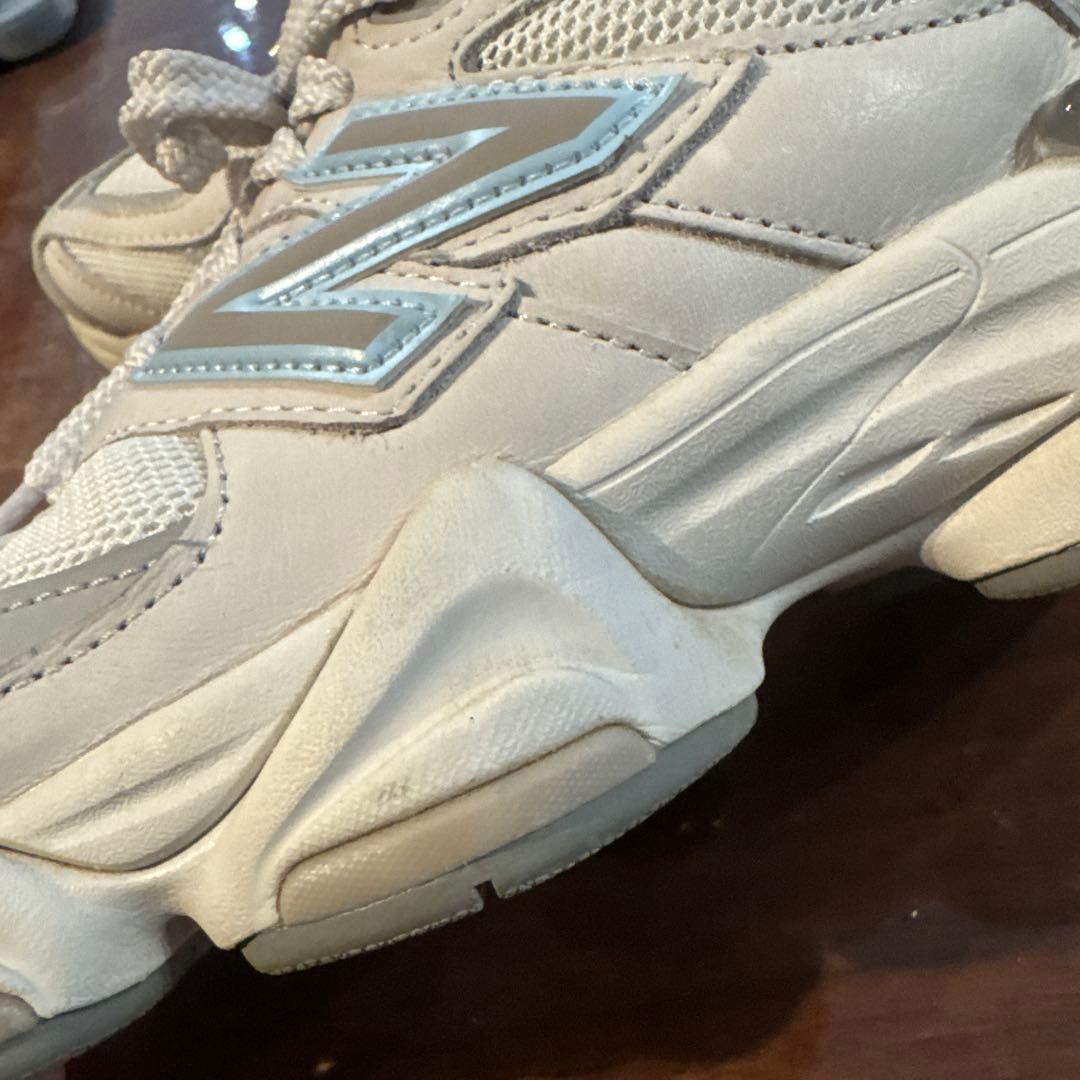 New Balance 9060 ニューバランス　スニーカー　emmi 24cm
