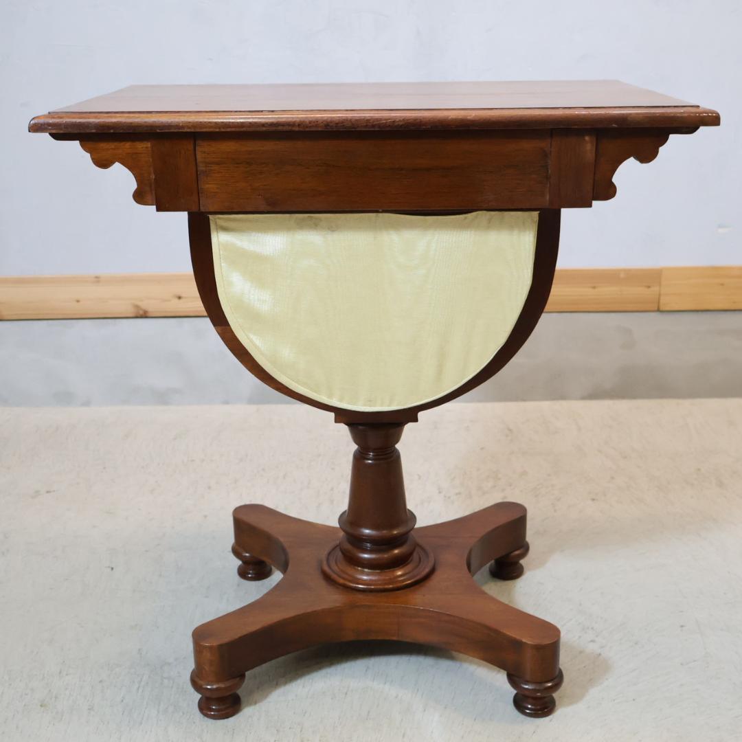 英国アンティーク マホガニー材 ソーイングテーブル サイドテーブル クラシック