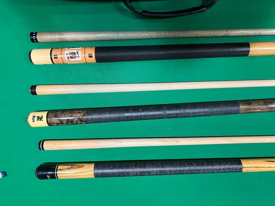 ビリヤードキュー　アダムあり