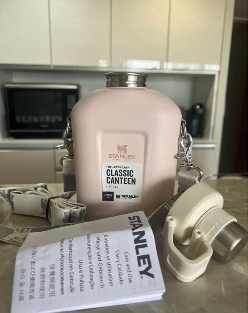 限定色 正規品未使用スタンレー クラッシク 水筒 1リットル