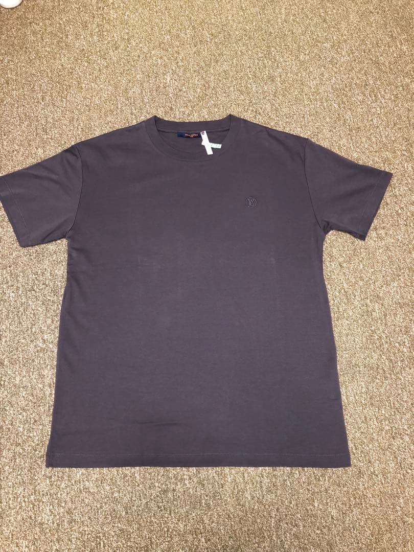 LOUIS VUITTON チャコールグレー Tシャツ