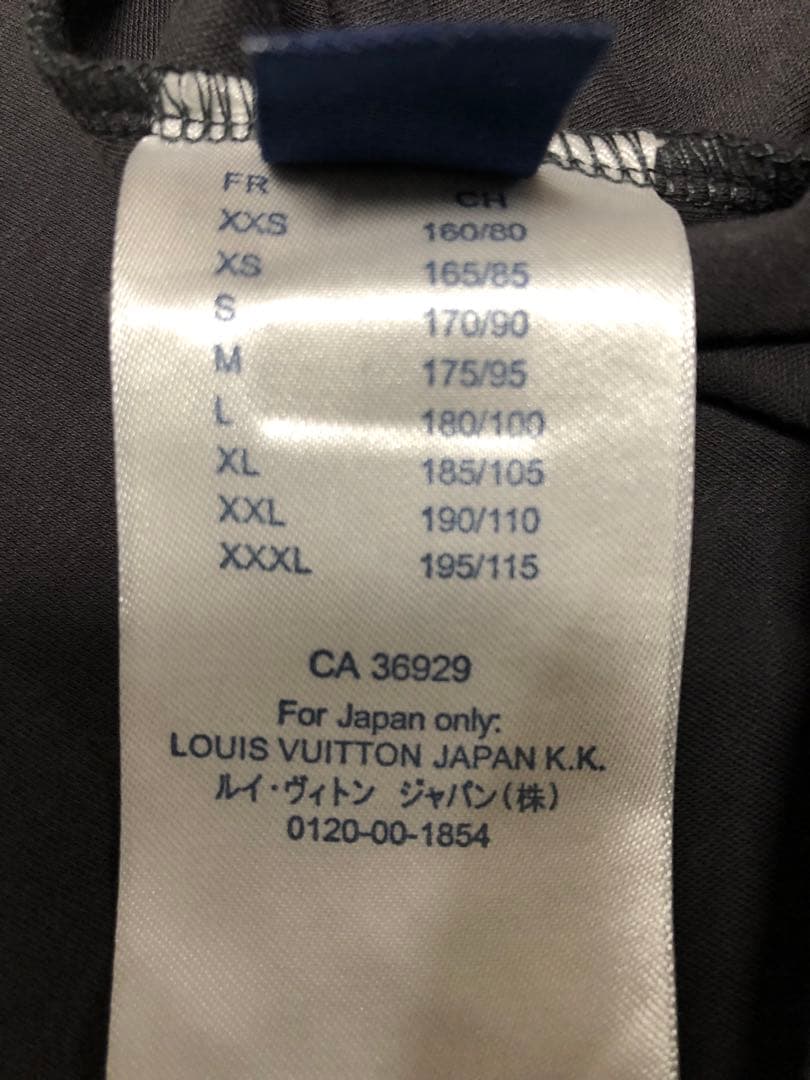 LOUIS VUITTON チャコールグレー Tシャツ