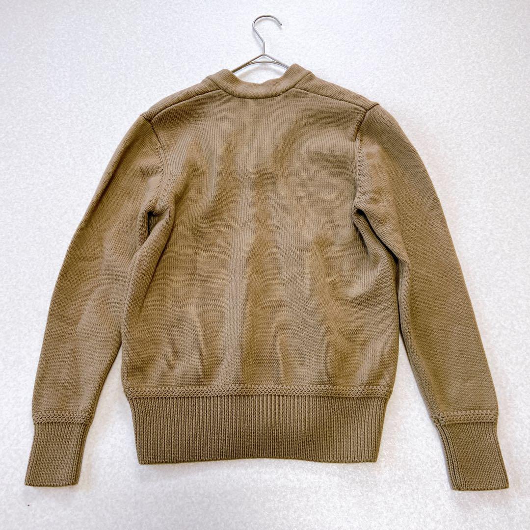 ハイクHYKE 上質ウール羊毛100% Vネックニット ブラウン　1