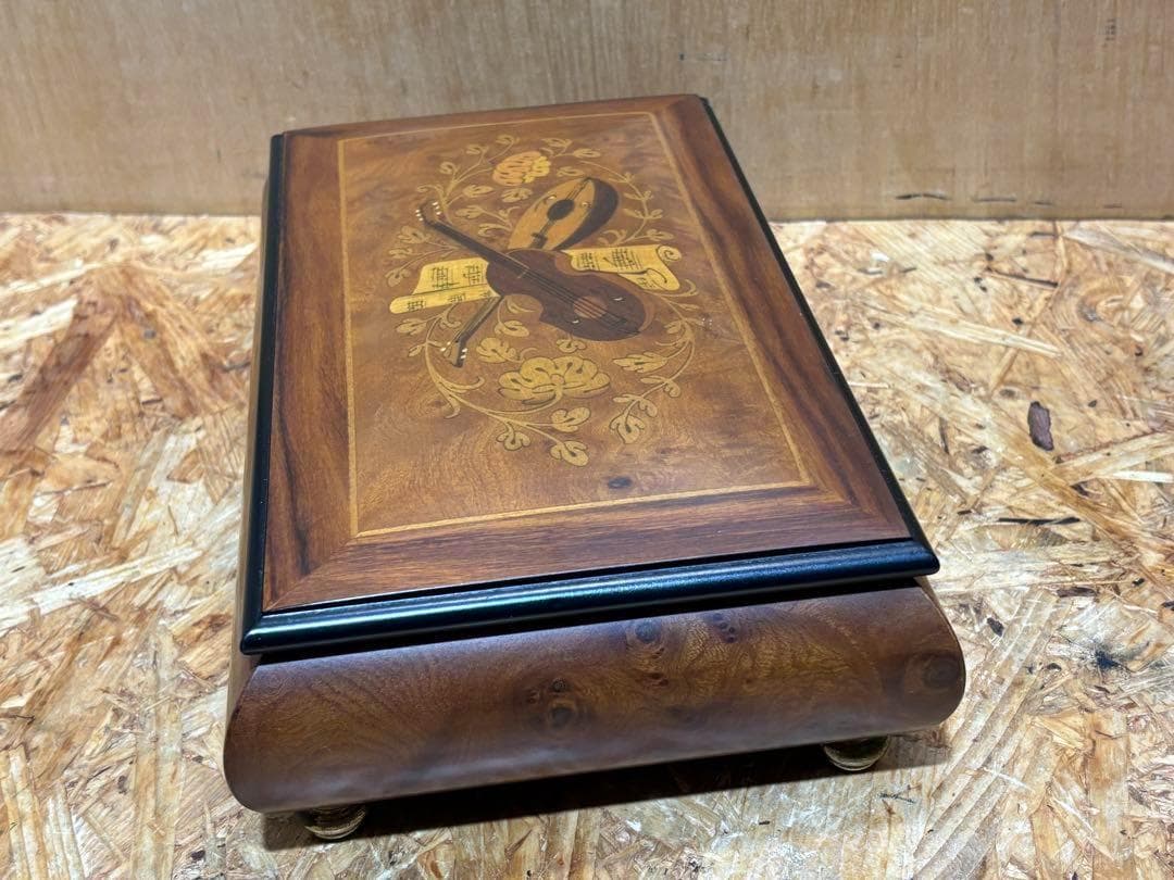 ゲイサスジャガール オルゴール GUEISSAZ JACCARD スイス製